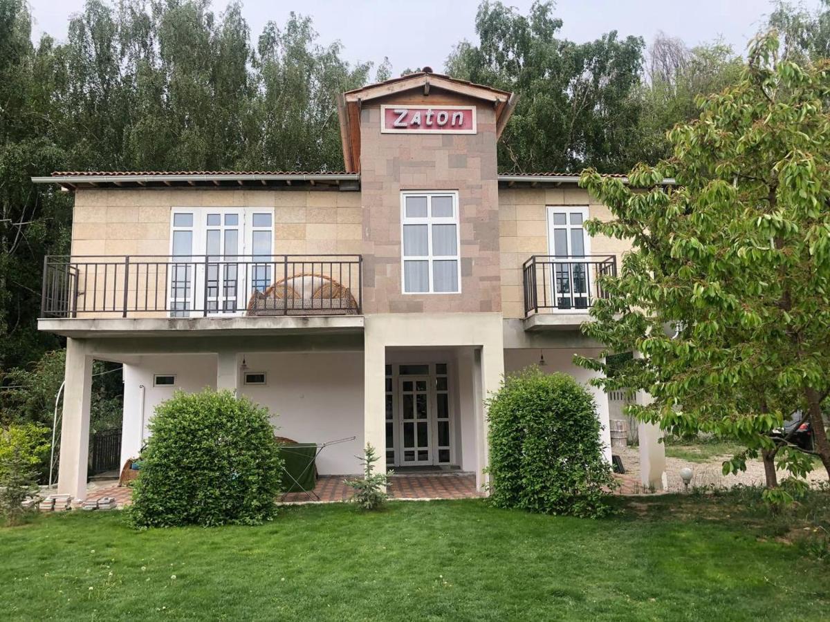 Zaton Guesthouse Cholpon-Ata Exteriör bild